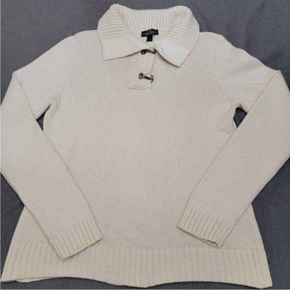 Women's LRL Lauren Jeans Co Ivory Mock Neck Sweater Brass Buckles Size M/L - Picture 1 of 12